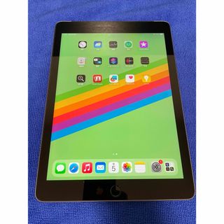 アイパッド(iPad)のiPad (第6世代) Wi-Fi+Cellular SIMフリー(タブレット)