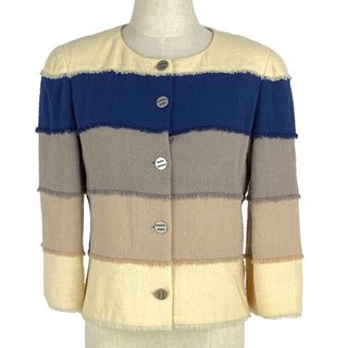 シャネル(CHANEL)のシャネル ロゴボタン ノーカラージャケット レディース 38 【中古】(ノーカラージャケット)