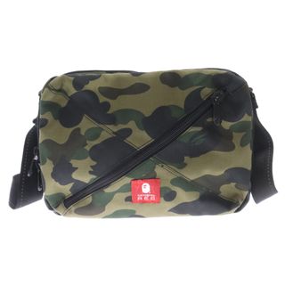 アベイシングエイプ(A BATHING APE)のA BATHING APE アベイシングエイプ ×Samsonite RED 1ST CAMO SHOULDER POACH サムソナイトレッド ファーストカモ ショルダー ポーチ バッグ カーキ(ショルダーバッグ)