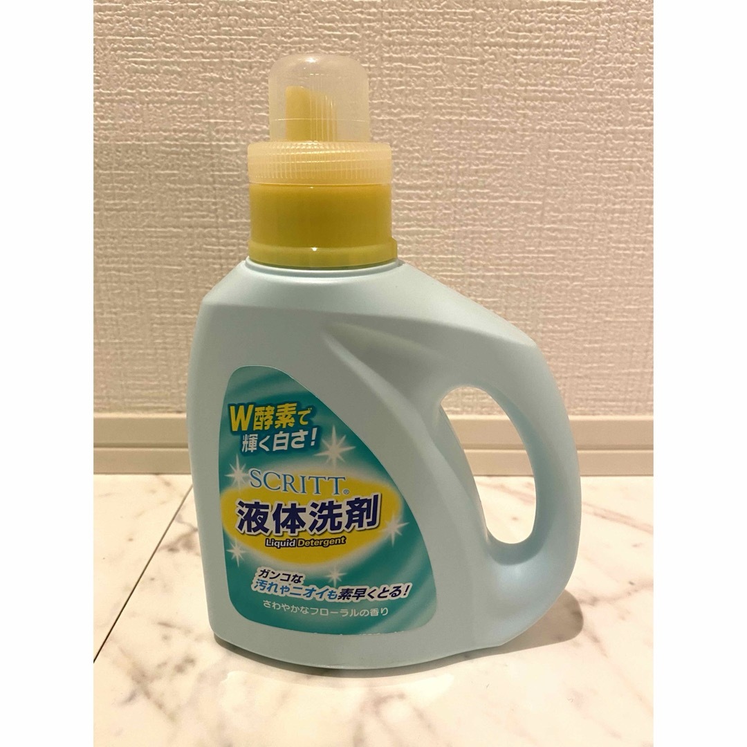 【新品/未使用】液体洗剤 SCRITT フローラルの香り 詰め替え 熊野油脂 インテリア/住まい/日用品の日用品/生活雑貨/旅行(洗剤/柔軟剤)の商品写真