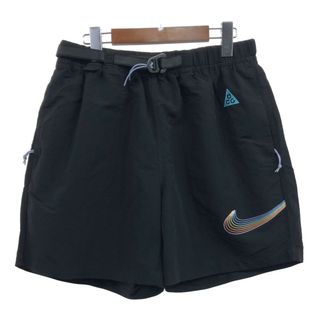 ナイキ(NIKE)のNIKE ACG ナイキ エーシージー ナイロン ショートパンツ スポーツ ブラック (メンズ M) 中古 古着 Q5383(ショートパンツ)