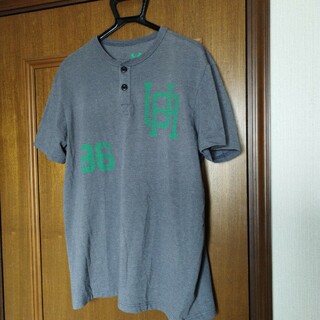 アンダーアーマー(UNDER ARMOUR)のUNDERARMORボタン付Tシャツ(Tシャツ/カットソー(半袖/袖なし))