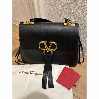 ヴァレンティノ(VALENTINO)のValentino バッグ(ハンドバッグ)