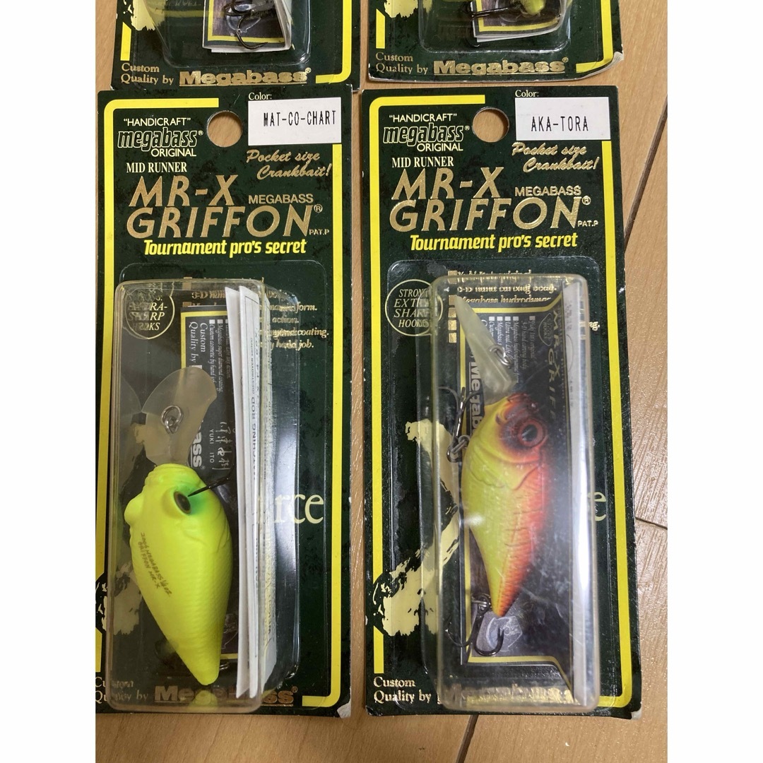 Megabass  GRIFFON(MR-X) 4個セット スポーツ/アウトドアのフィッシング(ルアー用品)の商品写真