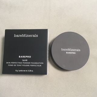 bareMinerals - ベアミネラル ベアプロ 16HR パウダー ファンデーション フェア 15 