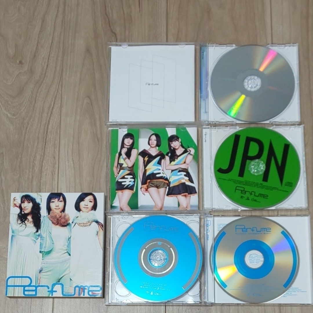 Perfume　〜Complete　Best〜、JPN、LEVEL3 セット エンタメ/ホビーのCD(ポップス/ロック(邦楽))の商品写真