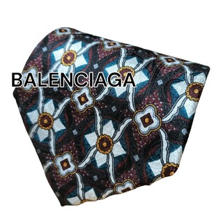 バレンシアガ(Balenciaga)の【BALENCIAGA】　バレンシアガ　総柄　イタリア製(ネクタイ)