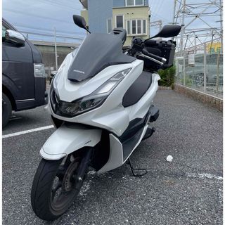 ホンダ(ホンダ)のPCX JK05 パールジャスミンホワイト(車体)