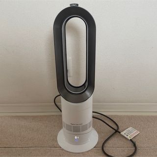 ダイソン(Dyson)のダイソン DysonセラミックファンヒーターAM09 2019年製　リモコン付き(扇風機)