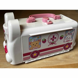 Takara Tomy - メルちゃん おしゃべりいっぱいきゅうきゅうしゃ 救急車 病院ごっこおもちゃ