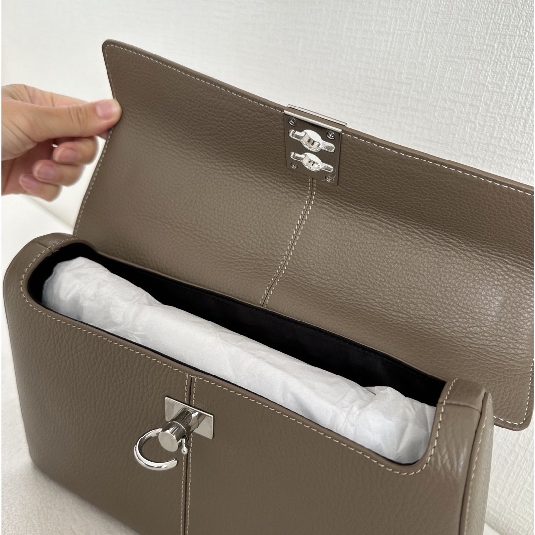 cafune ハンドバッグ　新品 レディースのバッグ(ハンドバッグ)の商品写真