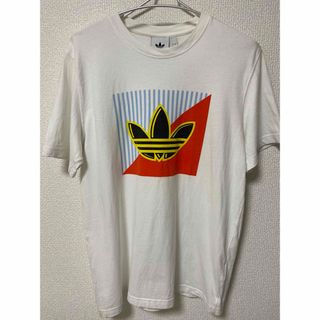 アディダス(adidas)のadidas Tシャツ(Tシャツ/カットソー(半袖/袖なし))