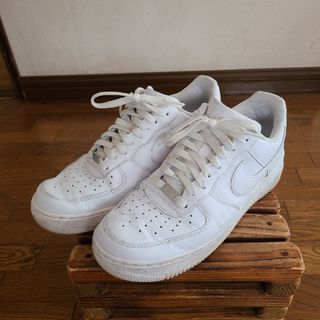 ナイキ(NIKE)のNIKE　エアフォース1　27センチ(スニーカー)