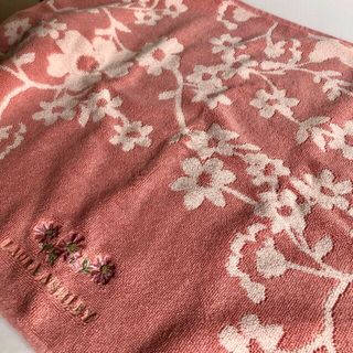 LAURA ASHLEY(バスマット)のフリマアイテム一覧 LAURA ASHLEY(バスマット)のフリマアイテム一覧