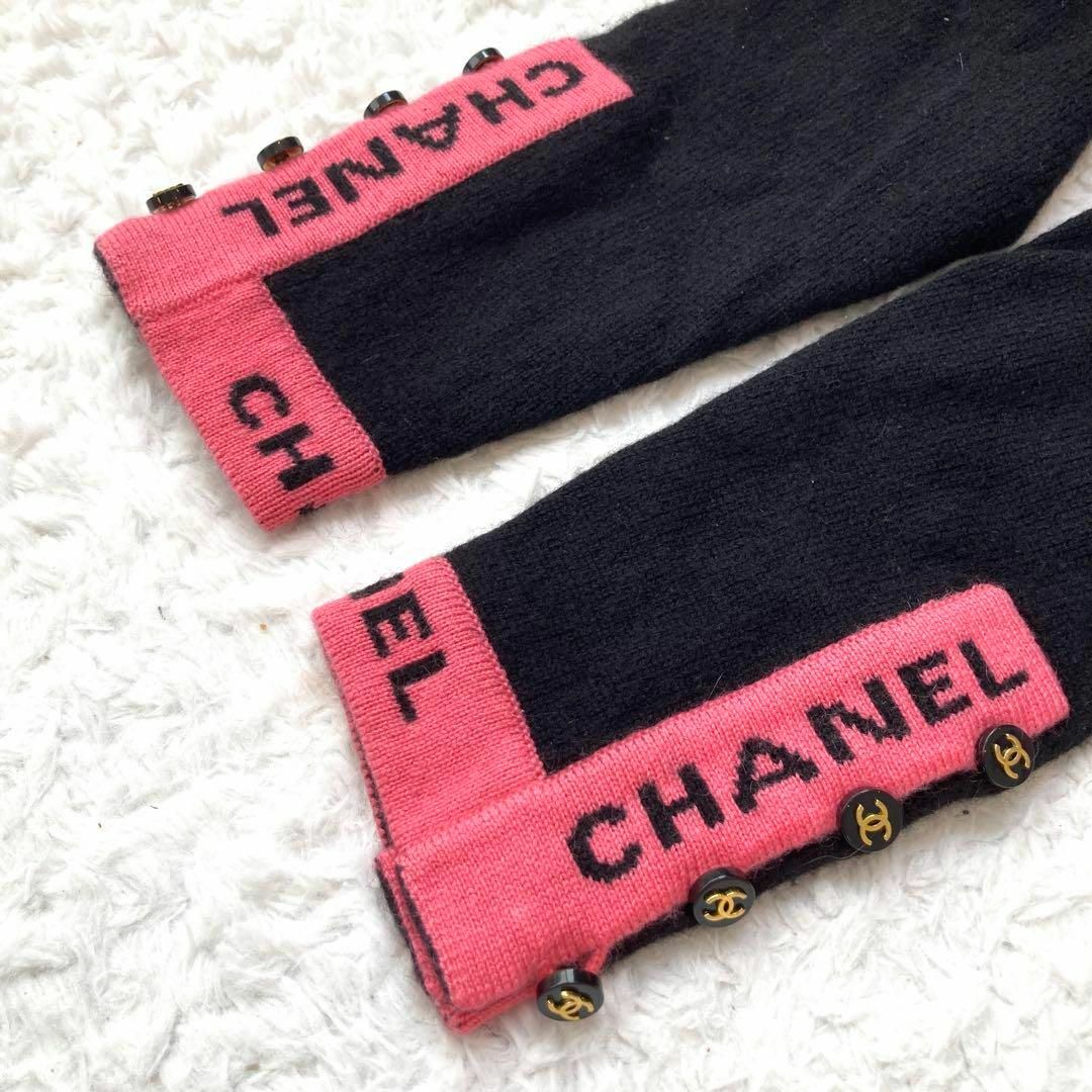 CHANEL - 【希少☆極美品】95C シャネル カシミヤ ピンク ロゴ CHANEL - 【希少☆極美品】95C シャネル カシミヤ ピンク ロゴ