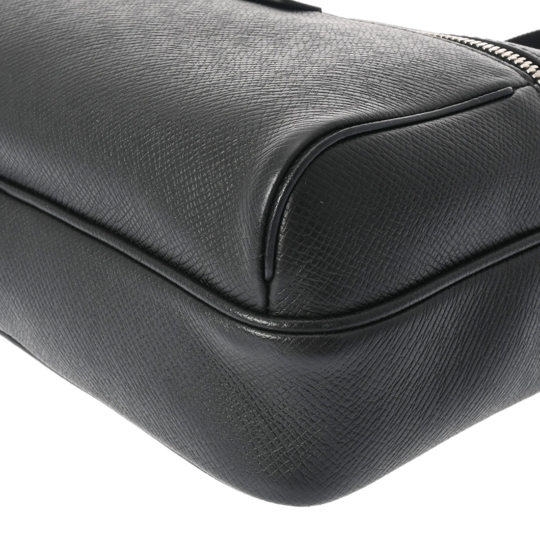 LOUIS VUITTON - ルイヴィトン タイガ アウトドアメッセンジャー PM LOUIS VUITTON - ルイヴィトン タイガ アウトドアメッセンジャー PM