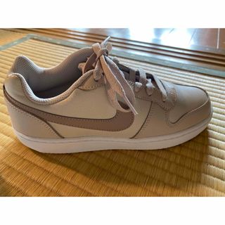 ナイキ(NIKE)のNIKE レディース　靴　24.5センチ(スニーカー)