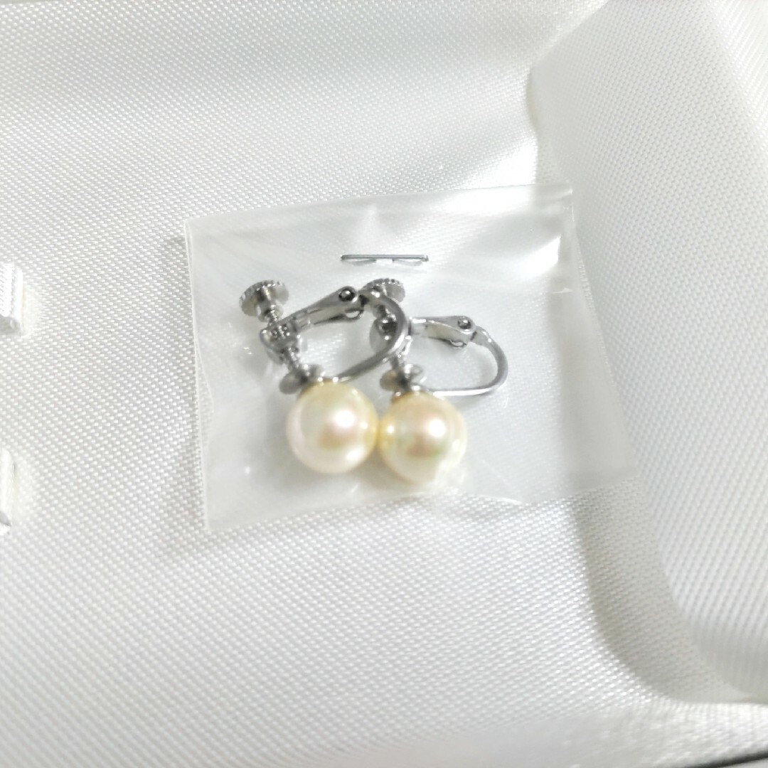 新品未使用品 東京イギン パールイヤリング レディースのアクセサリー(イヤリング)の商品写真