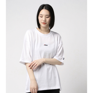 FILA/フィラ オーバーサイズ ミニロゴ ワンポイント刺繍 半袖Tシャツ