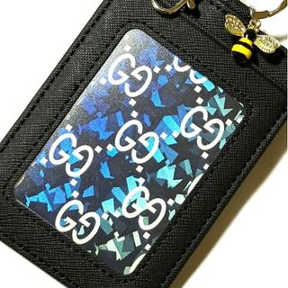 グッチ(Gucci)の希少✨GUCCI✨モノグラム GGロゴトランプ １枚と 新品パスケースB01(パスケース/IDカードホルダー)