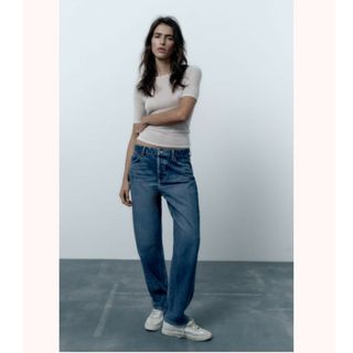 ザラ(ZARA)のZARA デニムパンツRELAXED FIT HIGH-WAIST(デニム/ジーンズ)