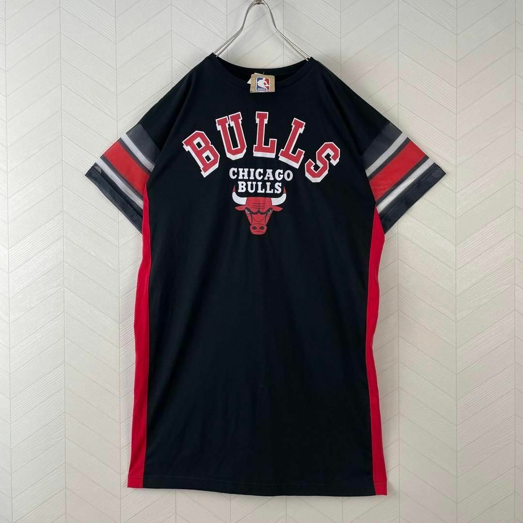 新品 NBA シカゴ ブルズ Tシャツ ワンピース ロング丈 メッシュスリーブ レディースのトップス(Tシャツ(半袖/袖なし))の商品写真