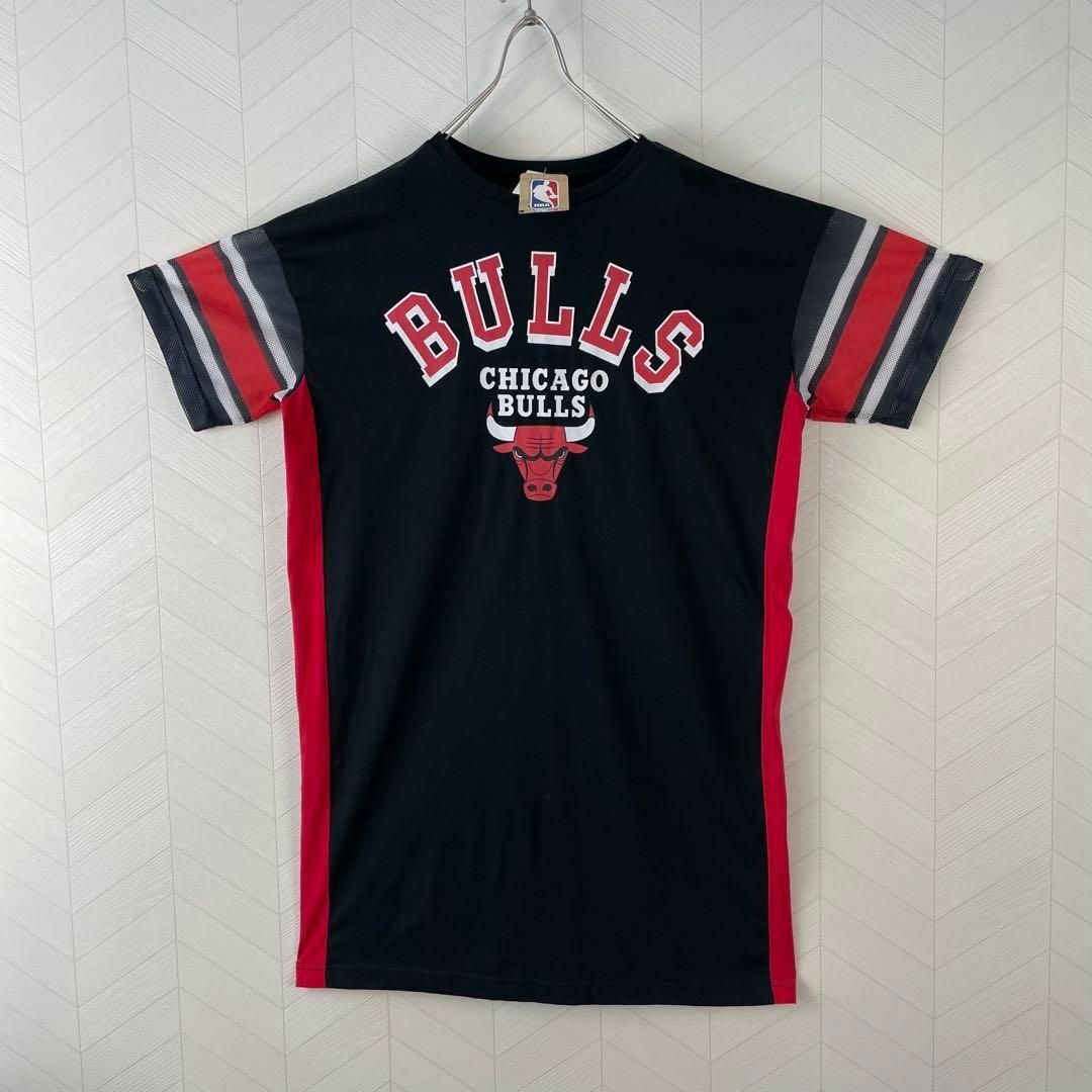 新品 NBA シカゴ ブルズ Tシャツ ワンピース ロング丈 メッシュスリーブ レディースのトップス(Tシャツ(半袖/袖なし))の商品写真