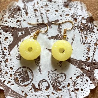 《新作》パイン飴ピアス　ハンドメイド