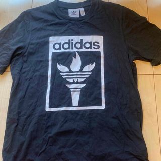 アディダス(adidas)のアデダス　Tシャツ(Tシャツ/カットソー(半袖/袖なし))