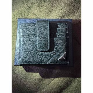 プラダ(PRADA)のPRADA 二つ折りカードケース(名刺入れ/定期入れ)