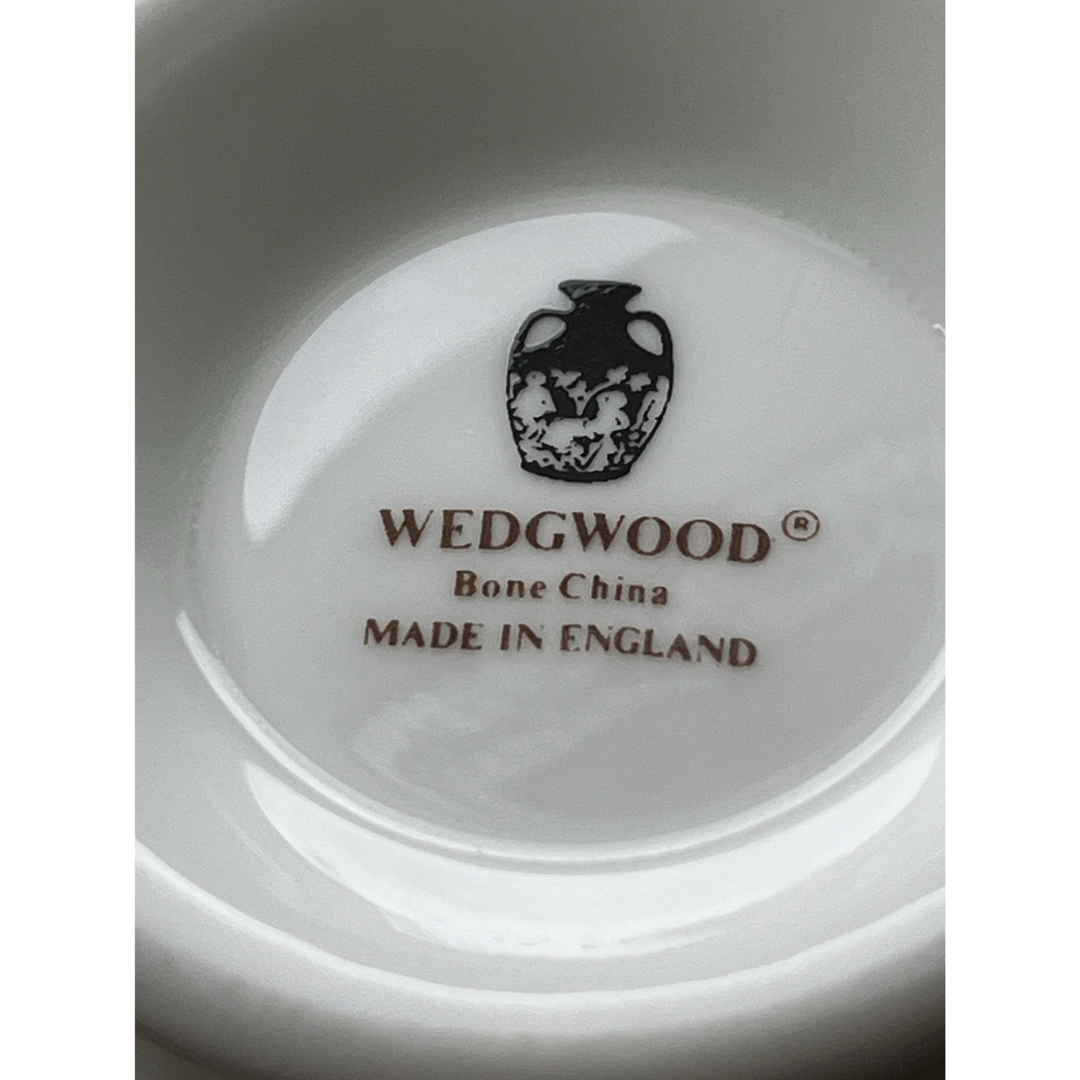 WEDGWOOD(ウェッジウッド)のウェッジウッド　カップ&ソーサー　２セット インテリア/住まい/日用品のキッチン/食器(グラス/カップ)の商品写真