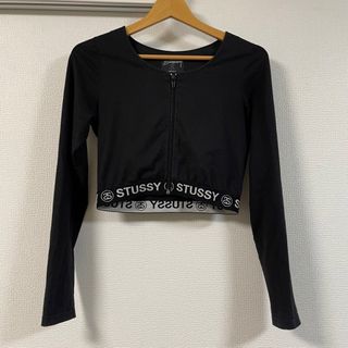 stussy ストゥーシー　レディース　ロゴ入り　パーカー　ブラック