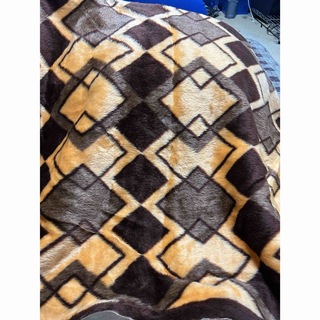 アクリル100%毛布　ポリシャ加工(毛布)