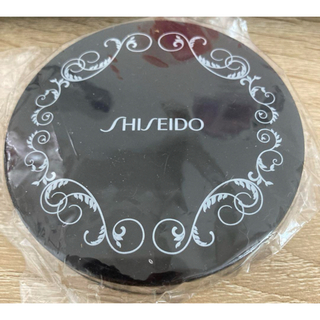 シセイドウ(SHISEIDO (資生堂))の新品未使用★ Shiseido 資生堂　パフ付きコンパクト 直径7.5cm  (フェイスパウダー)