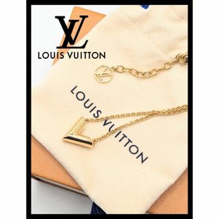 ルイヴィトン(LOUIS VUITTON)の✨極美品✨　ルイヴィトン エセンシャルV ネックレス　ゴールド M61083(ネックレス)