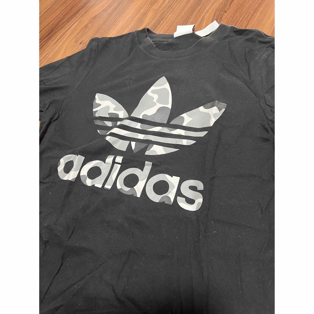 adidas(アディダス)のアディダスTシャツ メンズのトップス(Tシャツ/カットソー(半袖/袖なし))の商品写真