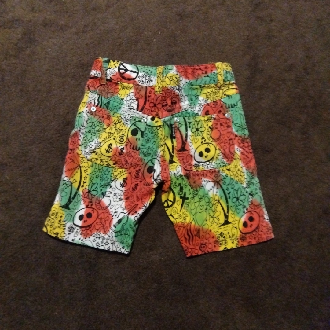 BERRY'S BERRY(ベリーズベリー)のハーフパンツ　ショートパンツ　100cm Berry's Berry Rasta キッズ/ベビー/マタニティのキッズ服男の子用(90cm~)(パンツ/スパッツ)の商品写真