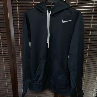 ナイキ(NIKE)のNIKE パーカー　レディースM(パーカー)