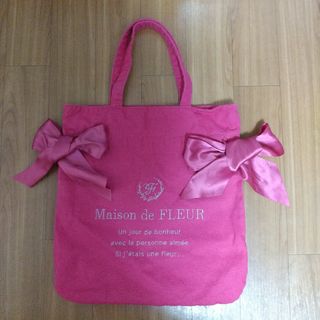 Maison de FLEUR - メゾンドフルール　頒布ダブルリボントートバッグ