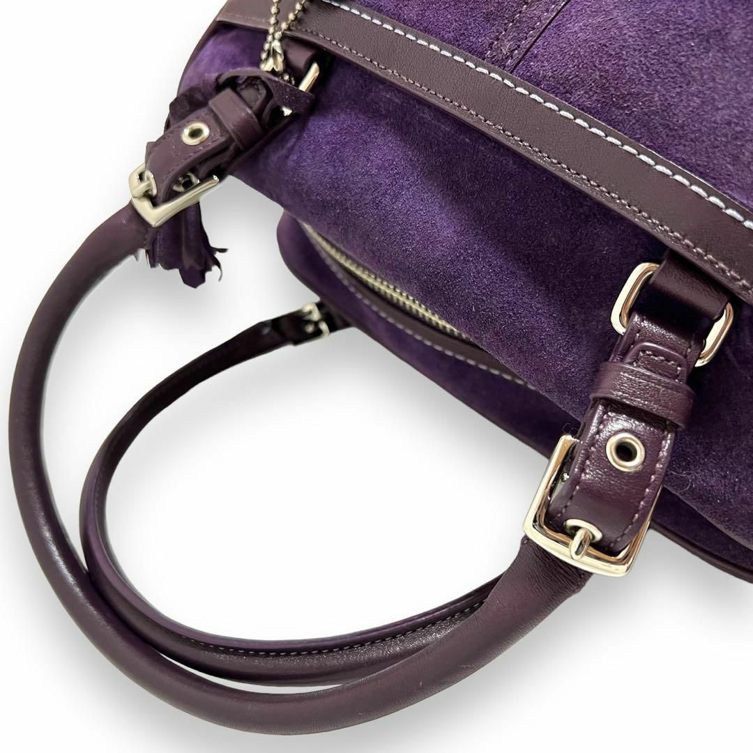 COACH(コーチ)の美品　コーチ ショルダーバッグ　ボストンバッグ　スエード　 レザー　紫　パープル レディースのバッグ(ボストンバッグ)の商品写真