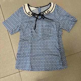 ローラアシュレイ(LAURA ASHLEY)のLAURA ASH LEY  上品なアウター(Tシャツ(半袖/袖なし))