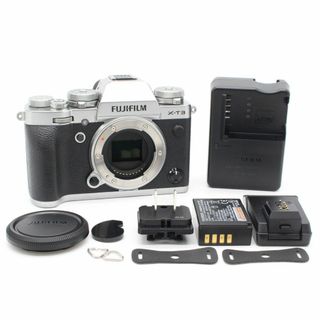 フジフイルム(富士フイルム)のFUJIFILM X-T3 ボディ シルバー ショット数10741(ミラーレス一眼)