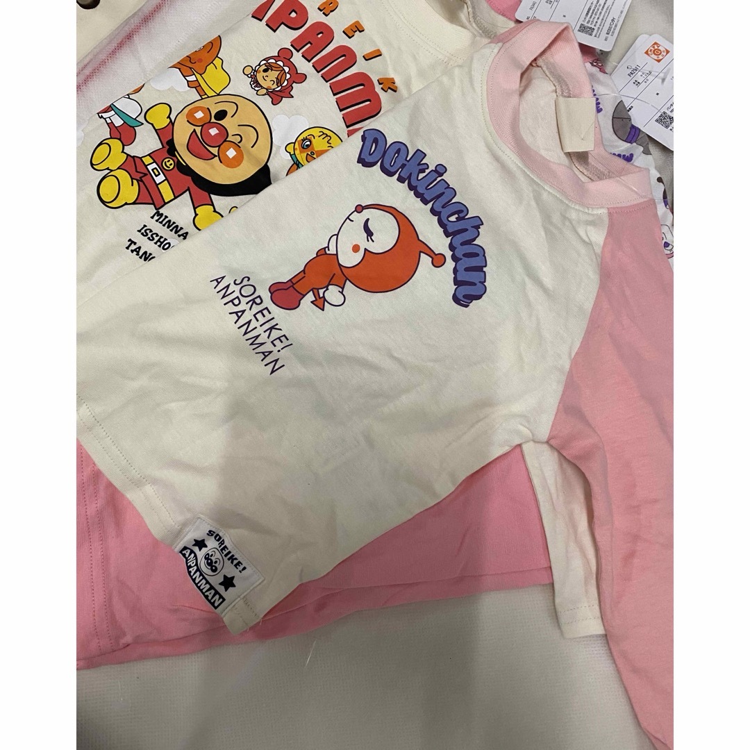 アンパンマン　90㎝　7点まとめ売り　新品未使用 キッズ/ベビー/マタニティのキッズ服女の子用(90cm~)(Tシャツ/カットソー)の商品写真