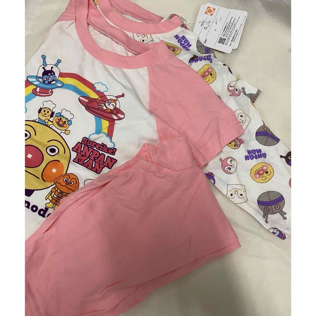 アンパンマン　90㎝　7点まとめ売り　新品未使用 キッズ/ベビー/マタニティのキッズ服女の子用(90cm~)(Tシャツ/カットソー)の商品写真