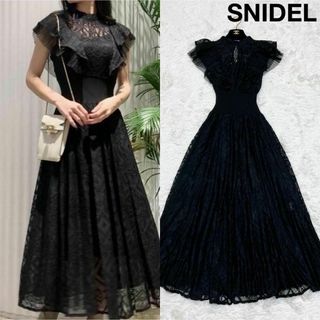 スナイデル(SNIDEL)の美品 SNIDEL スナイデル ウエストリブレースワンピース オケージョン(ロングワンピース/マキシワンピース)