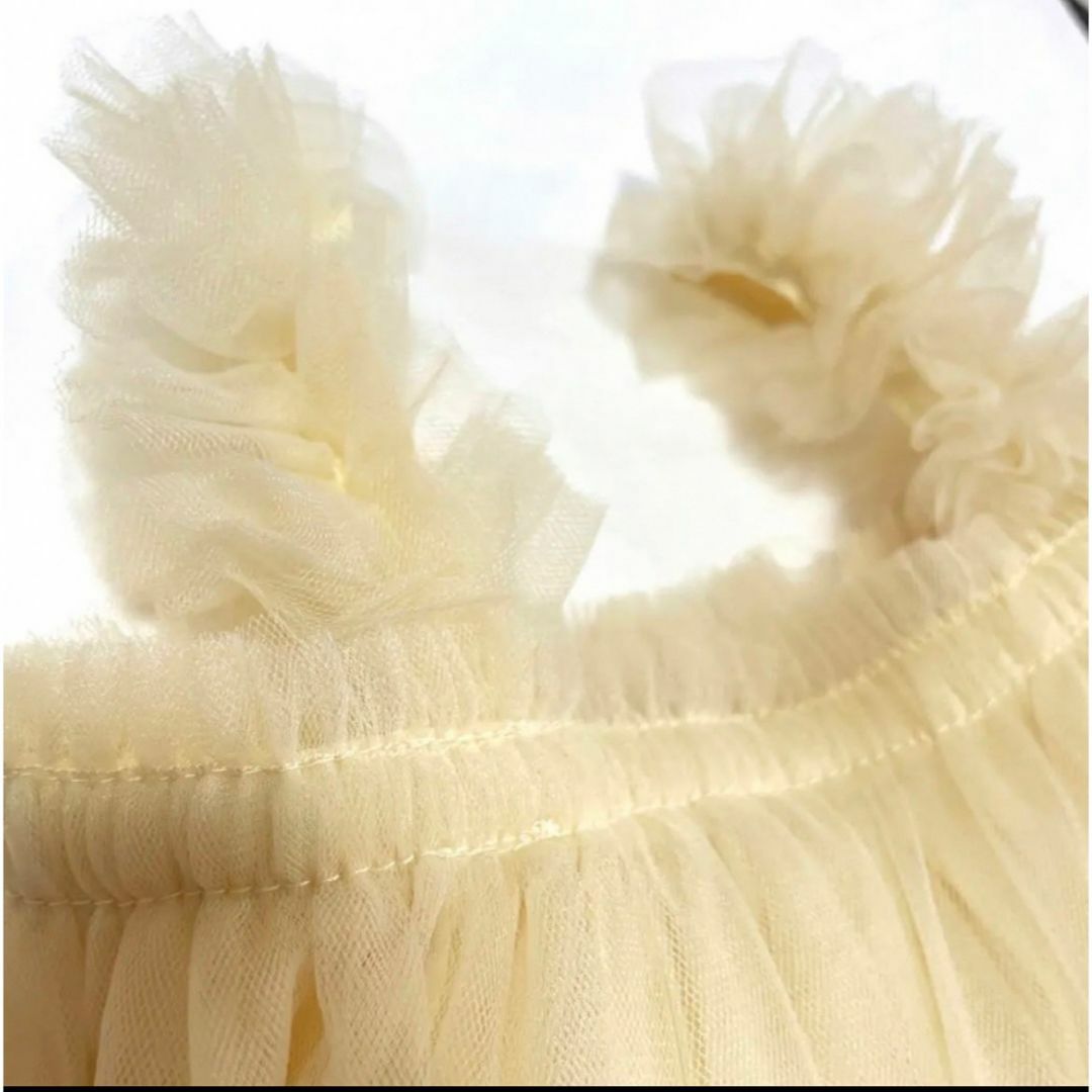 ベビードレス　ワンピース　90 チュニック　クリーム　新品　未使用 キッズ/ベビー/マタニティのキッズ服女の子用(90cm~)(ドレス/フォーマル)の商品写真