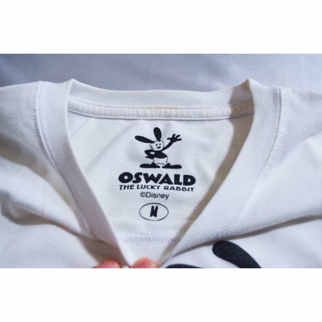 UNIQLO(ユニクロ)のオズワルド ザ ラッキーラビット OSWALD 半袖 Tシャツ ディズニー 白 メンズのトップス(Tシャツ/カットソー(半袖/袖なし))の商品写真