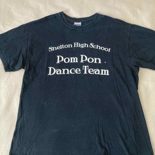 ギルタン(GILDAN)のアメリカ古着 スクール　ダンスチーム　Tシャツ　Tee(Tシャツ/カットソー(半袖/袖なし))
