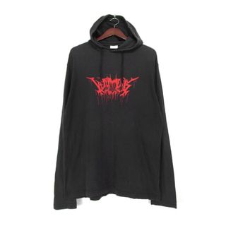 ヴェトモン(VETEMENTS)のヴェトモン VETEMENTS ■ 17AW 【 WAH18TR5 】 メタル ロゴ プリント カットソー プルオーバー パーカー　w18968(パーカー)