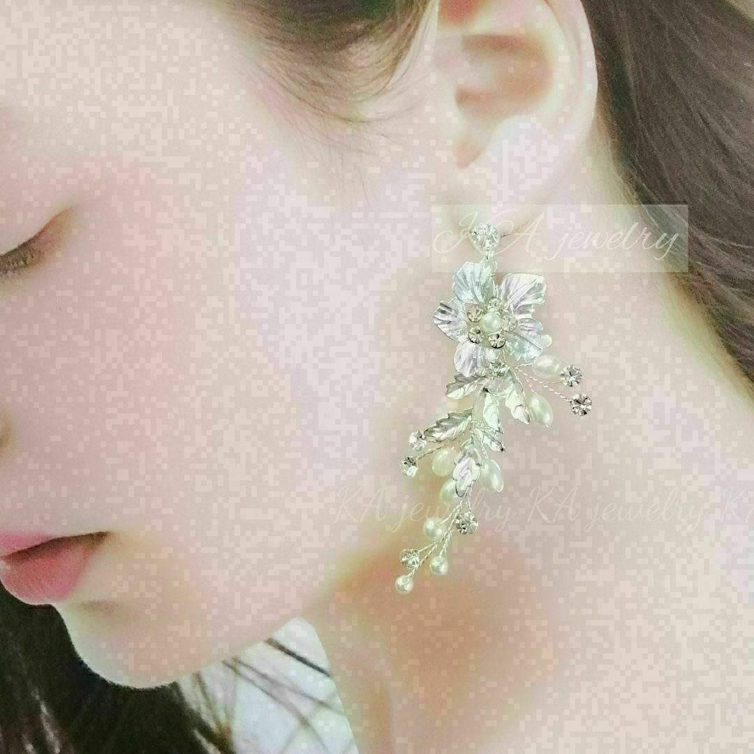 e2点セットヘッドドレス&イヤリング/ピアス ブライダルヘアアクセサリー結婚式 レディースのヘアアクセサリー(その他)の商品写真